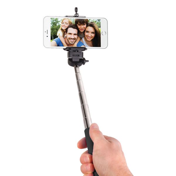 Extendable selfie stick